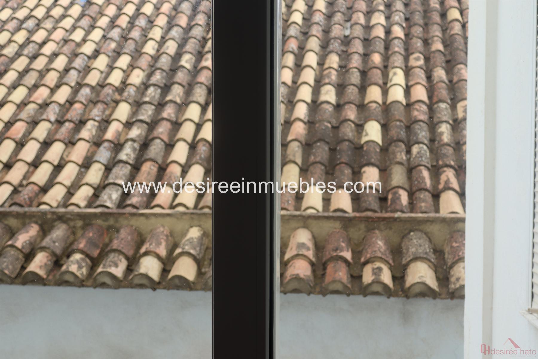 For sale of flat in Valencia