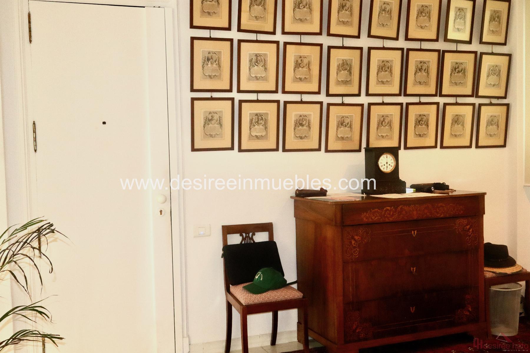 For sale of flat in Valencia