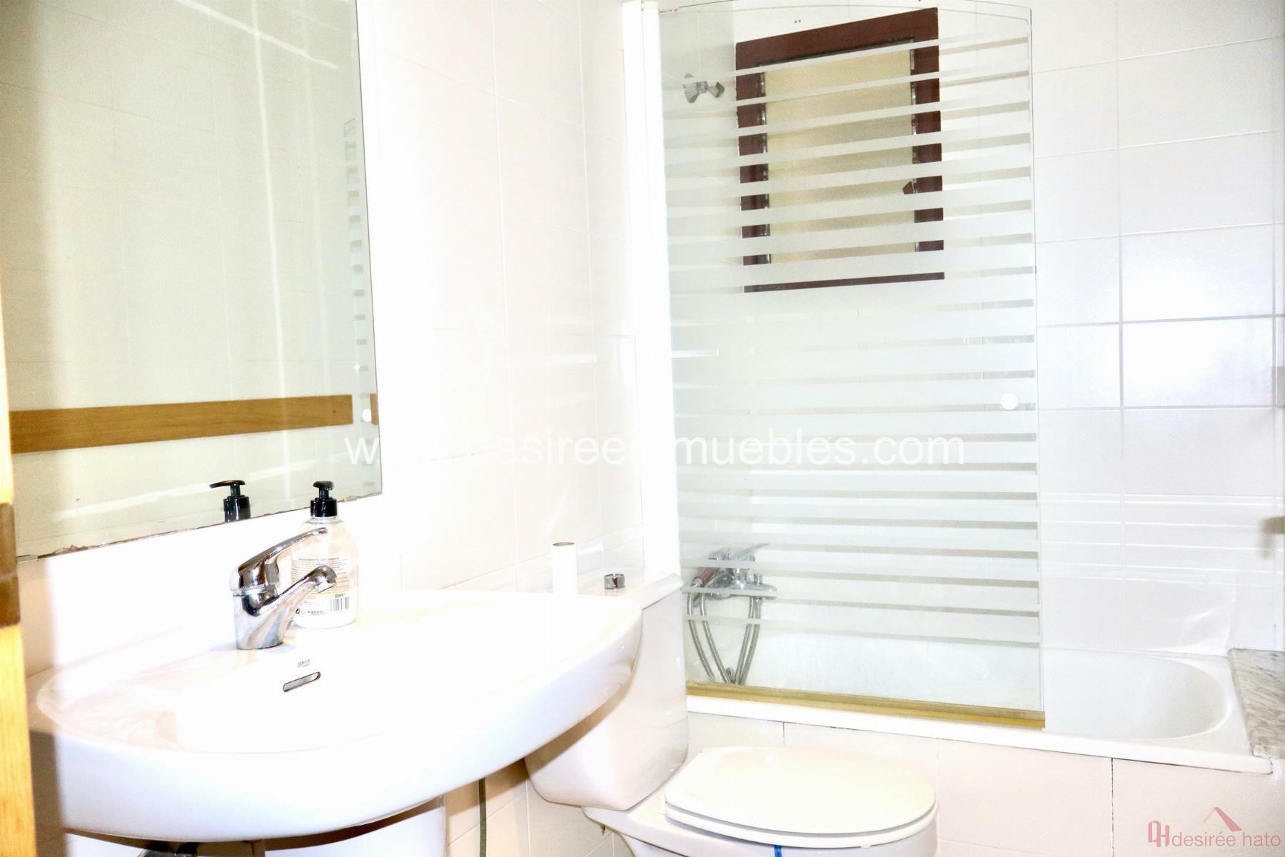 For sale of flat in Valencia