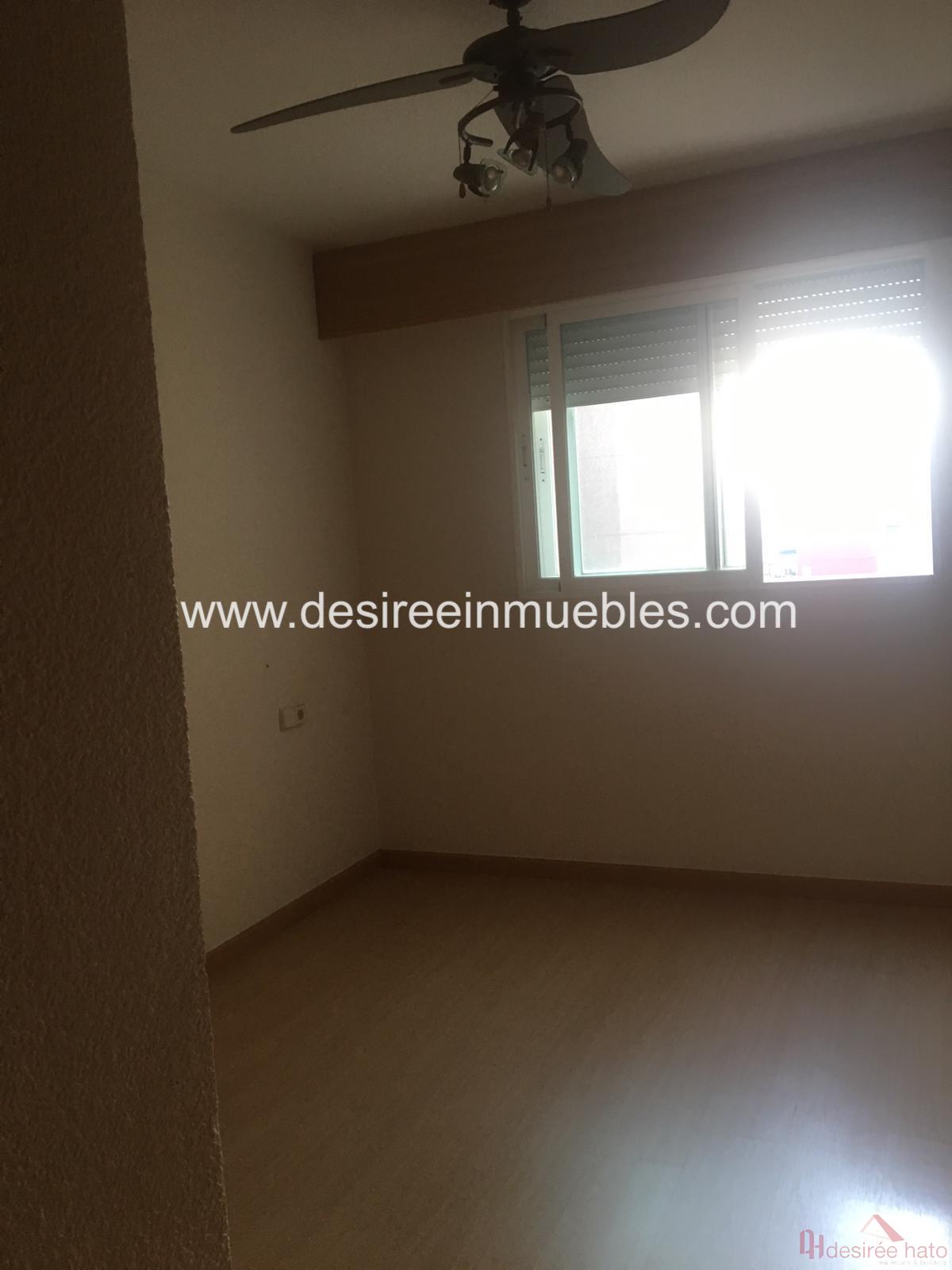 For sale of flat in Valencia