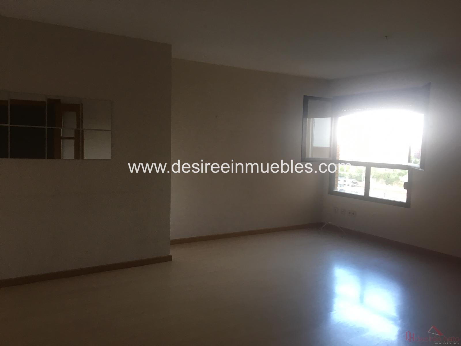 For sale of flat in Valencia