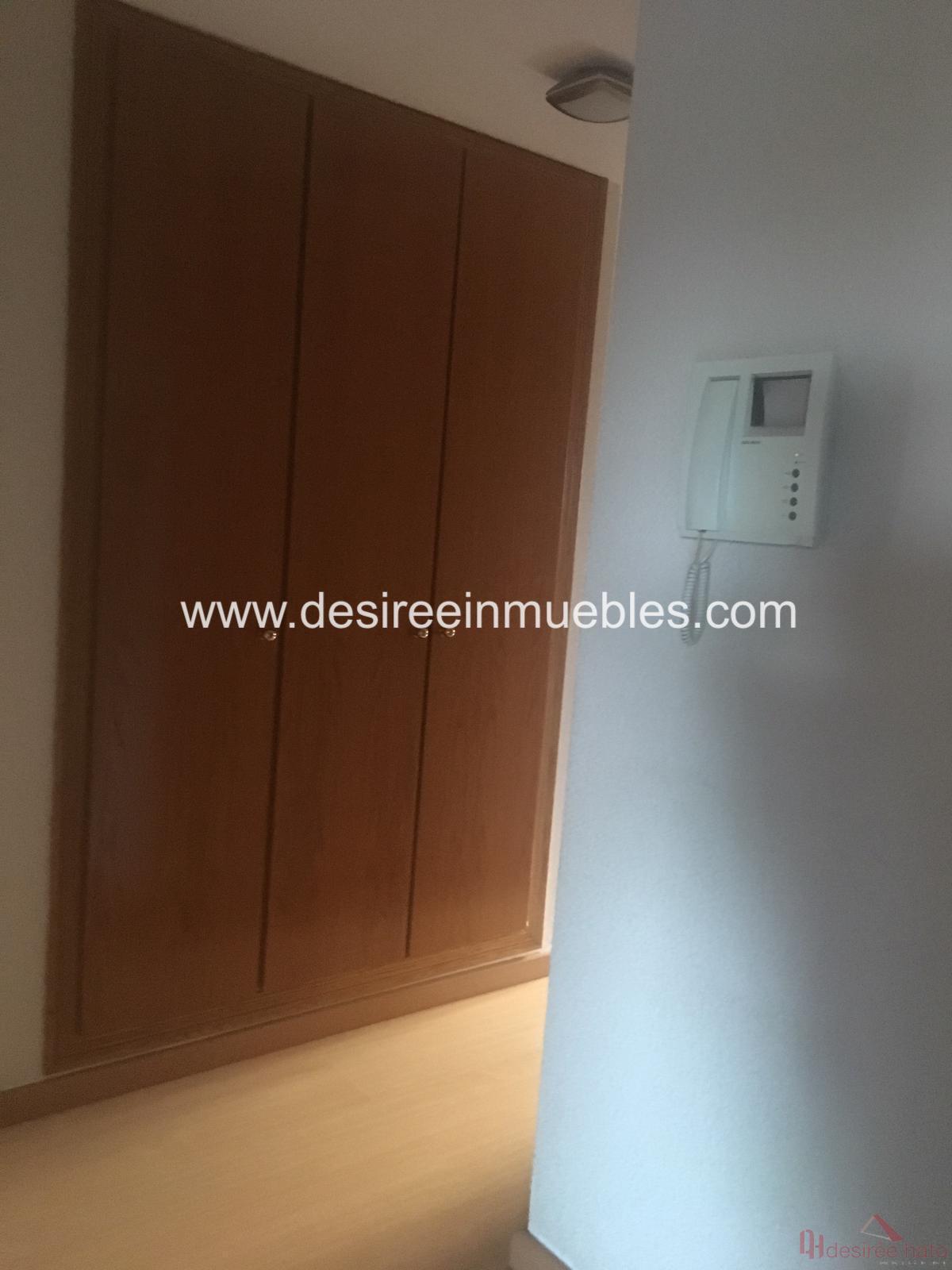 For sale of flat in Valencia