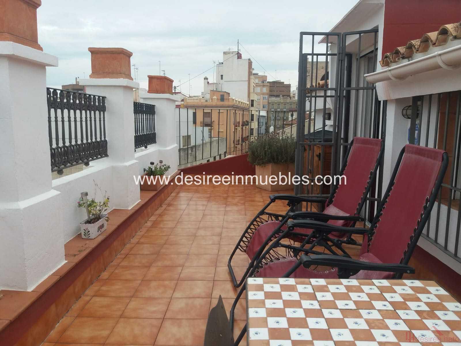 Leie av penthouse i Valencia