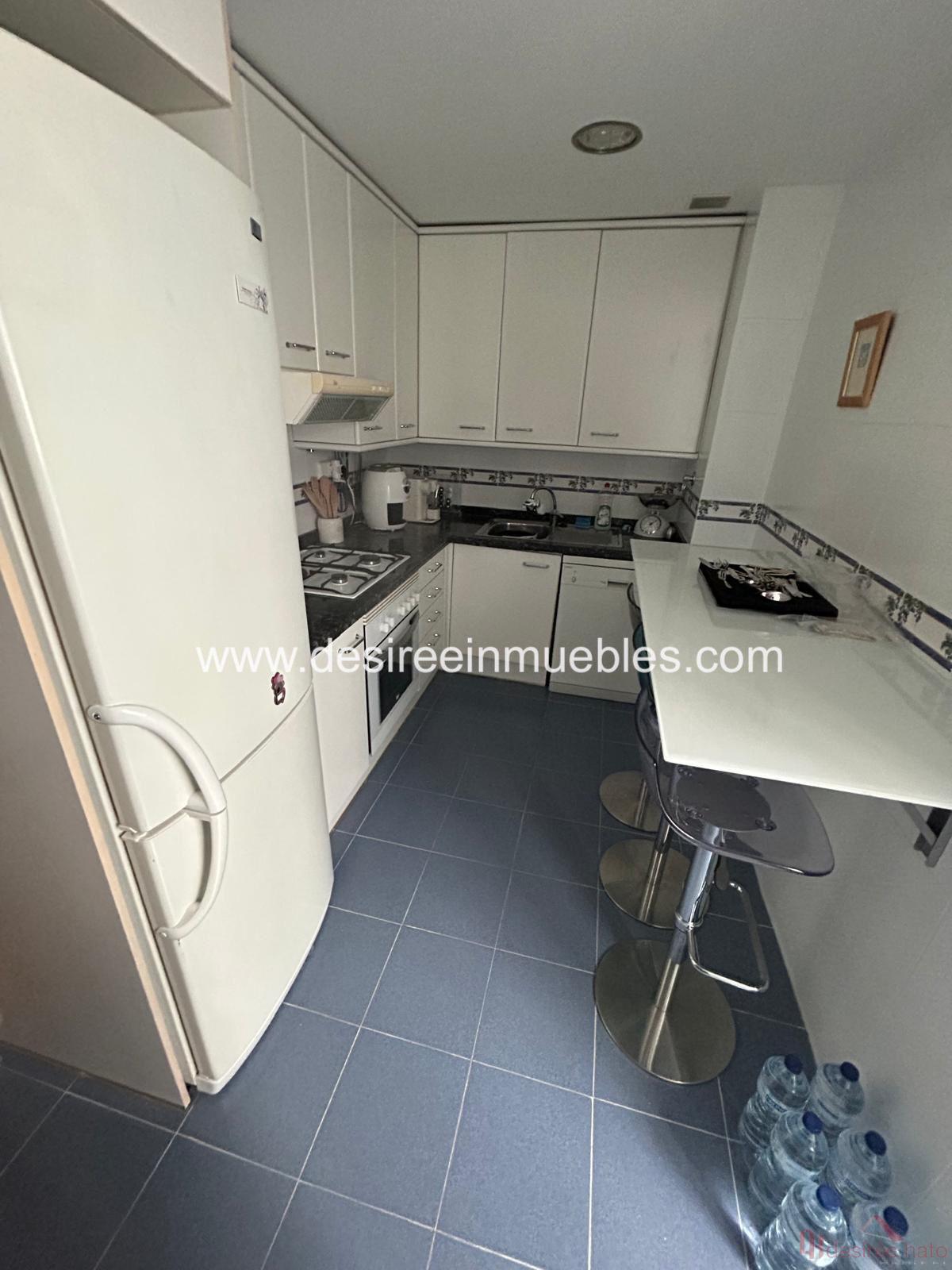 For sale of flat in Valencia