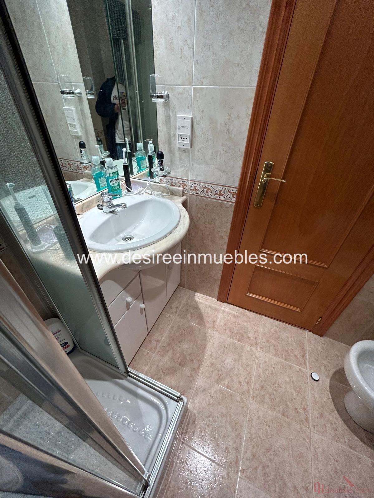 For sale of flat in Valencia
