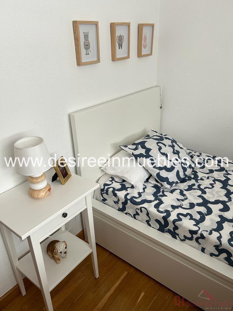 For sale of flat in Valencia