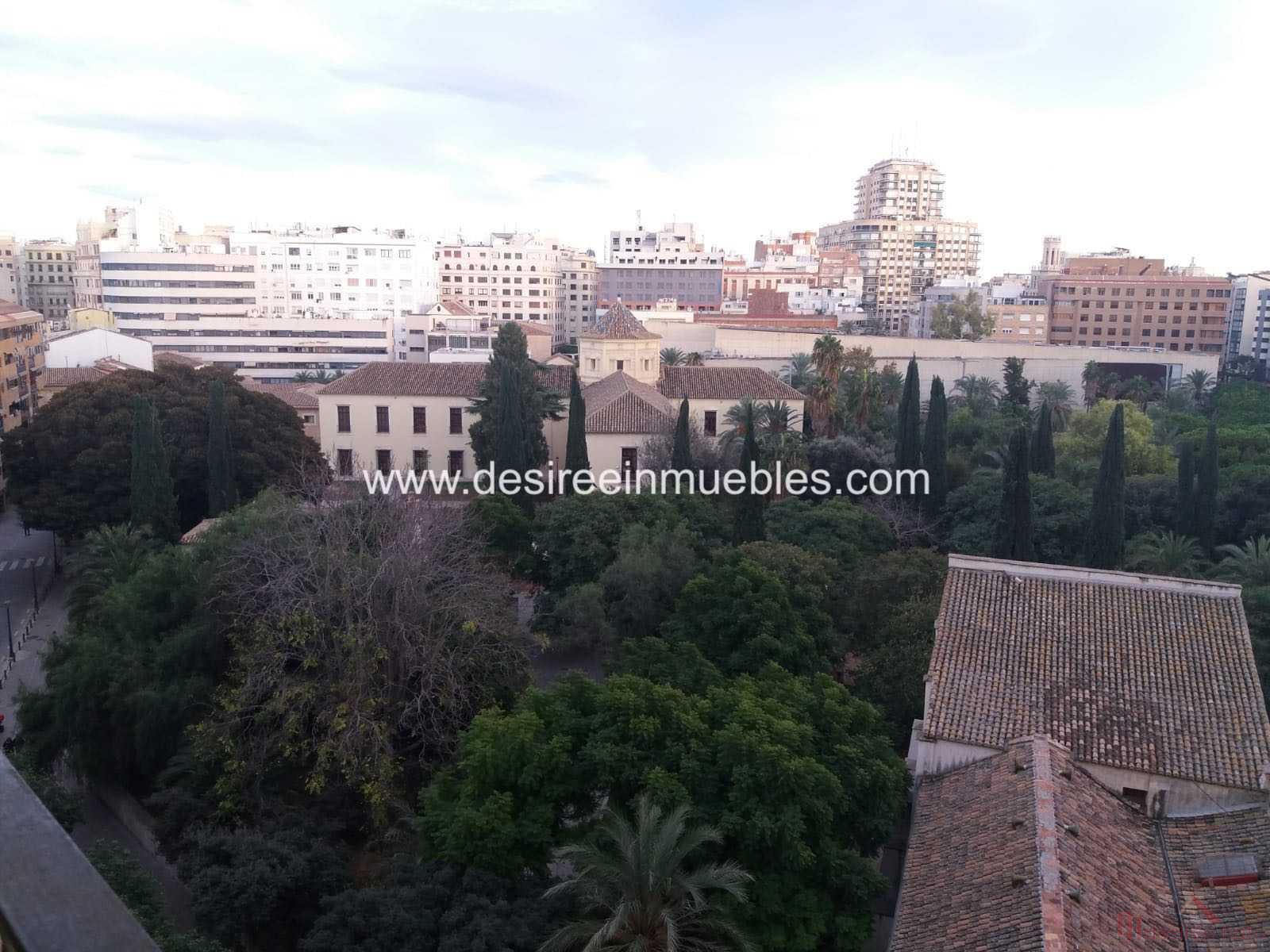 Sprzedaż z mieszkanie w Valencia