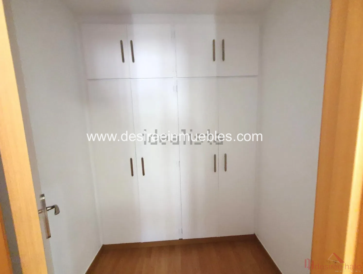 For sale of flat in Valencia