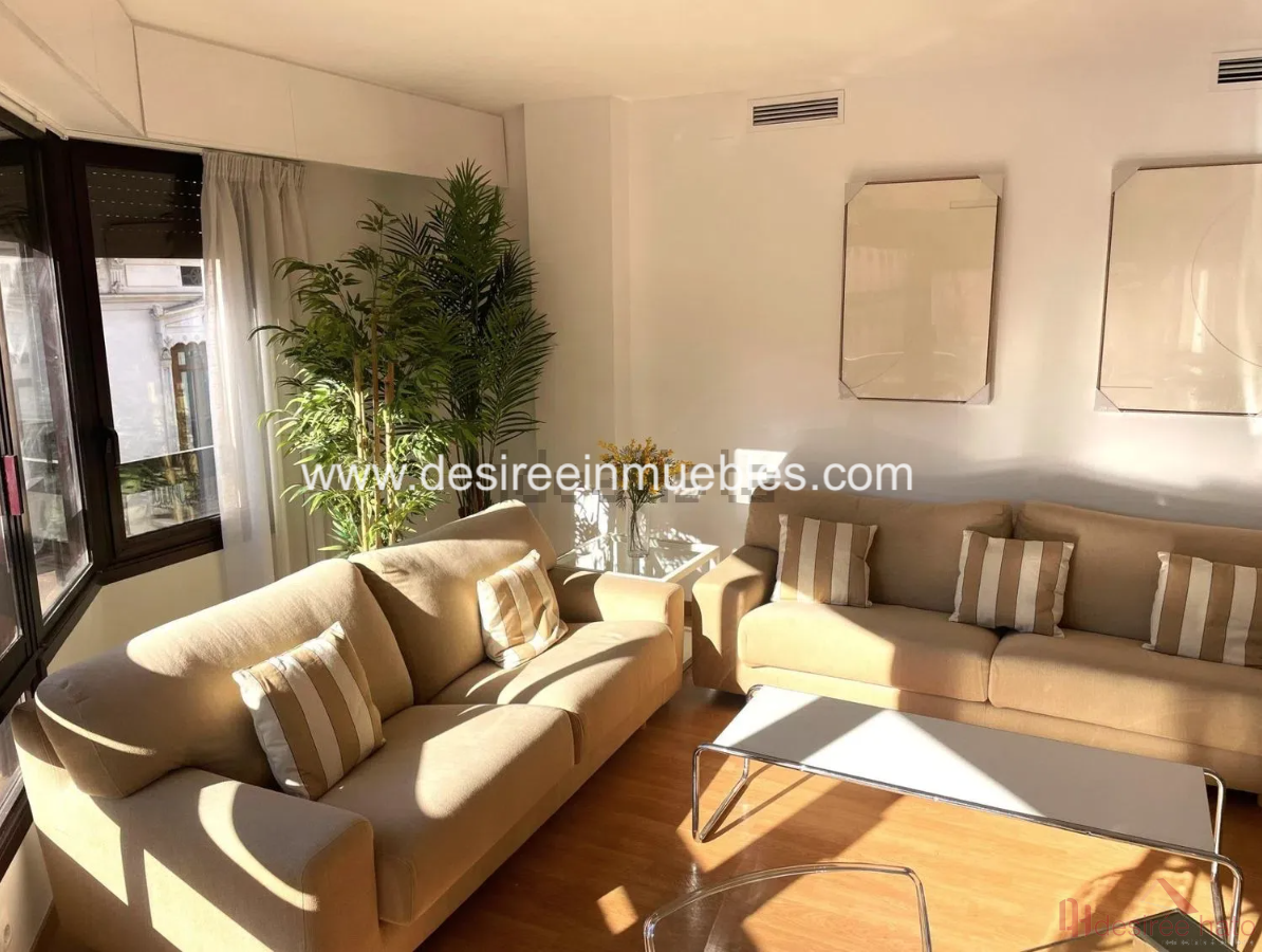 For sale of flat in Valencia