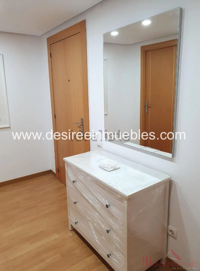 For sale of flat in Valencia