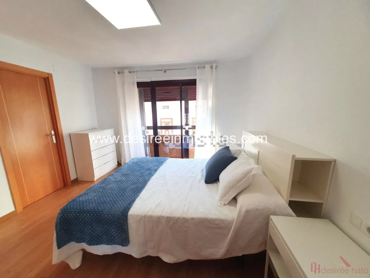 For sale of flat in Valencia