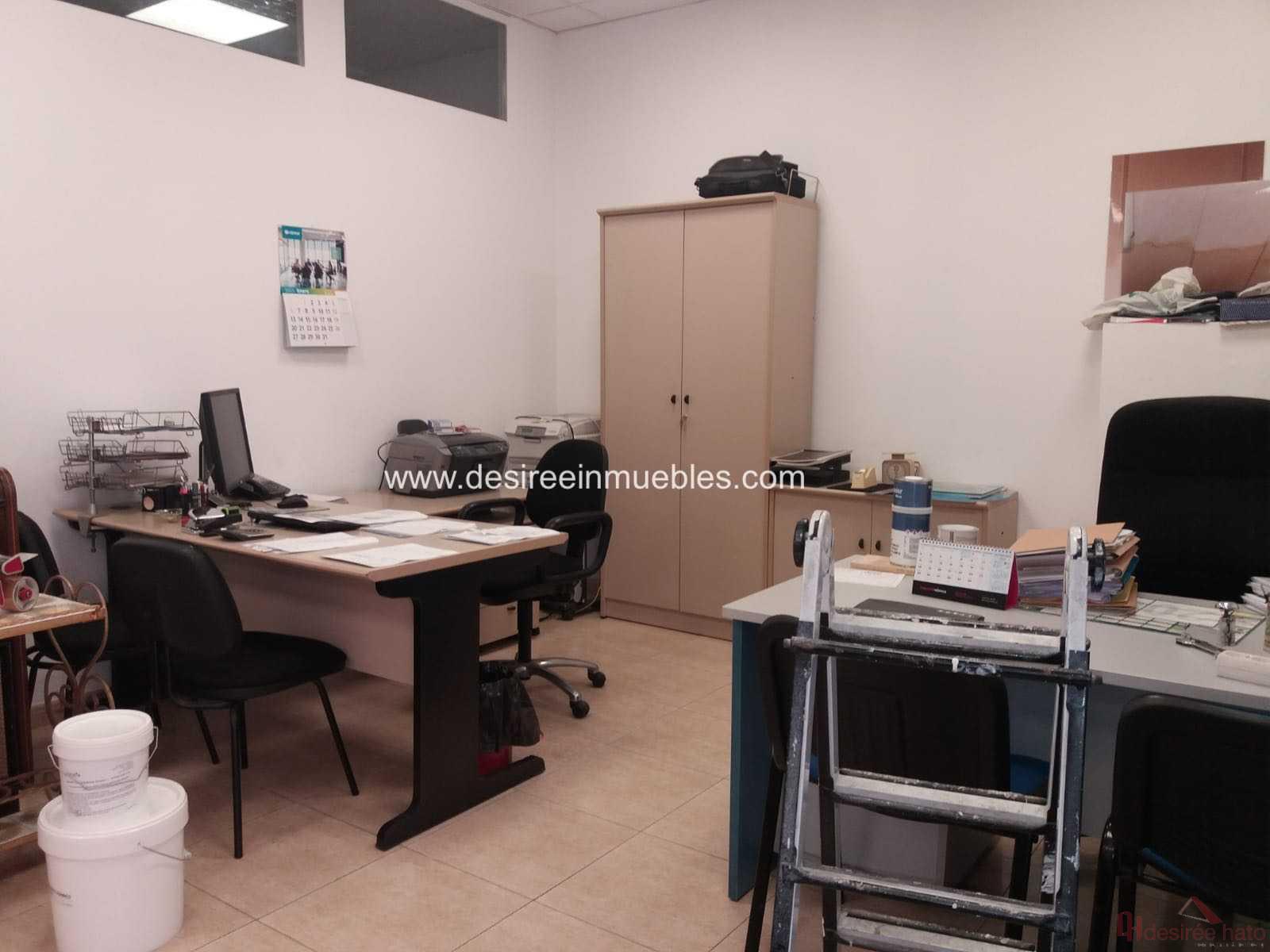 For rent of commercial in Valencia