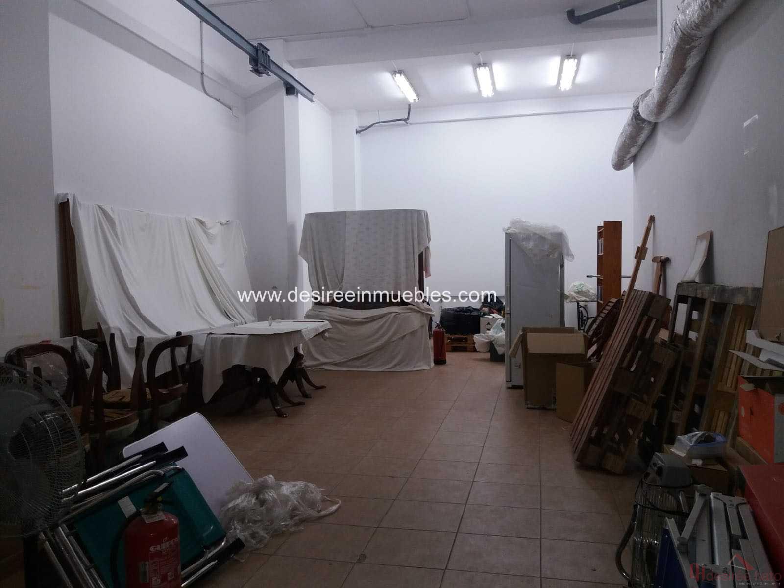 For rent of commercial in Valencia