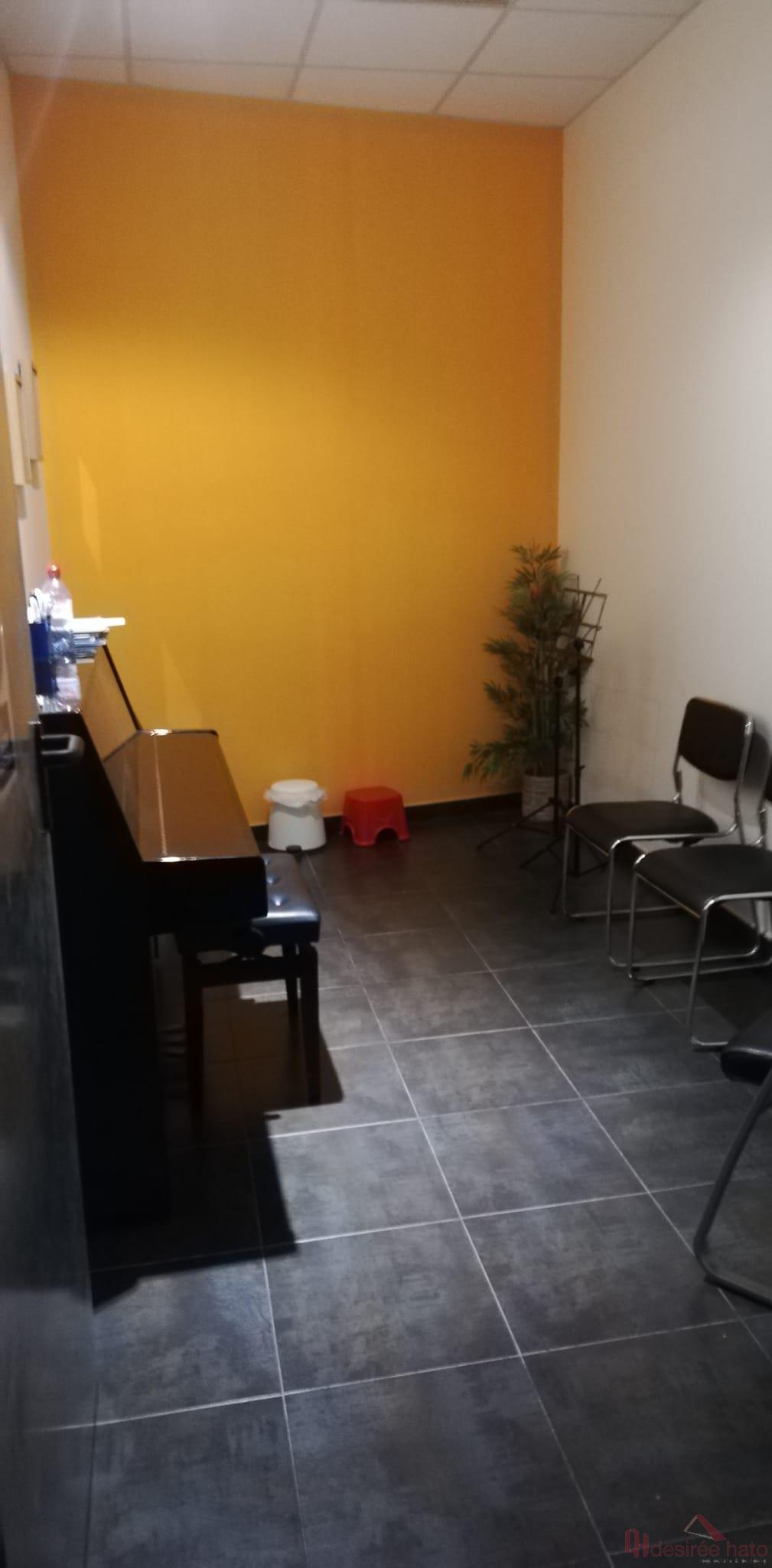 For sale of commercial in Alboraya