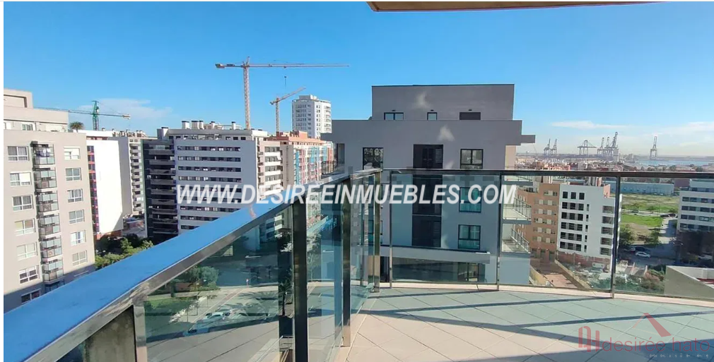 For sale of flat in Valencia