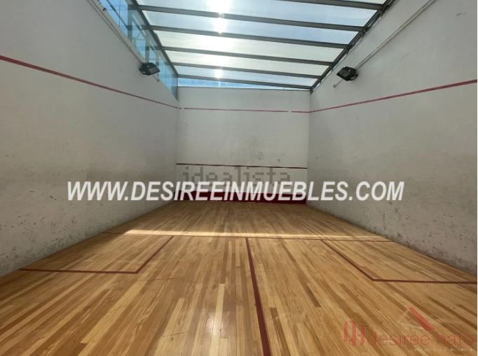 For sale of flat in Valencia