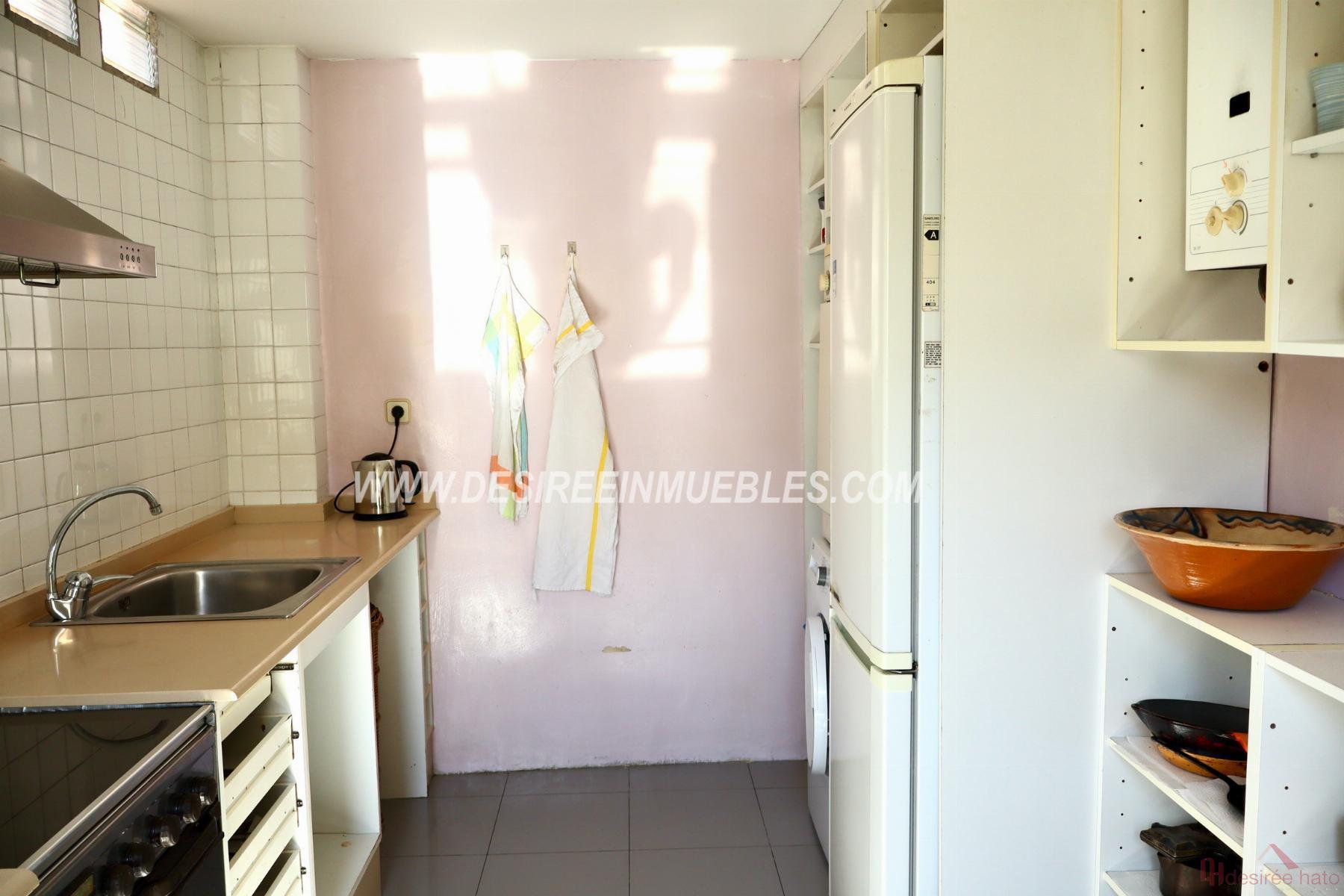 For sale of flat in Valencia
