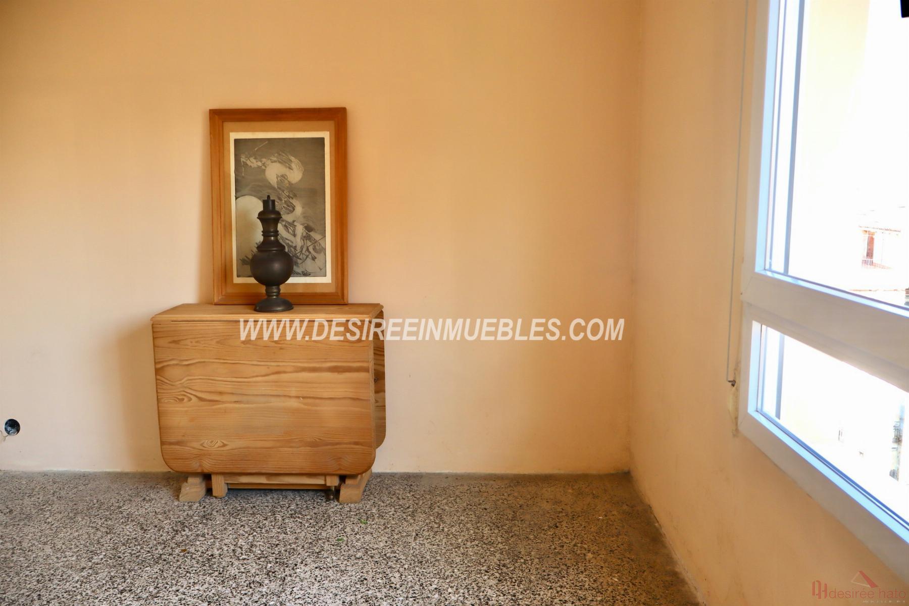 For sale of flat in Valencia