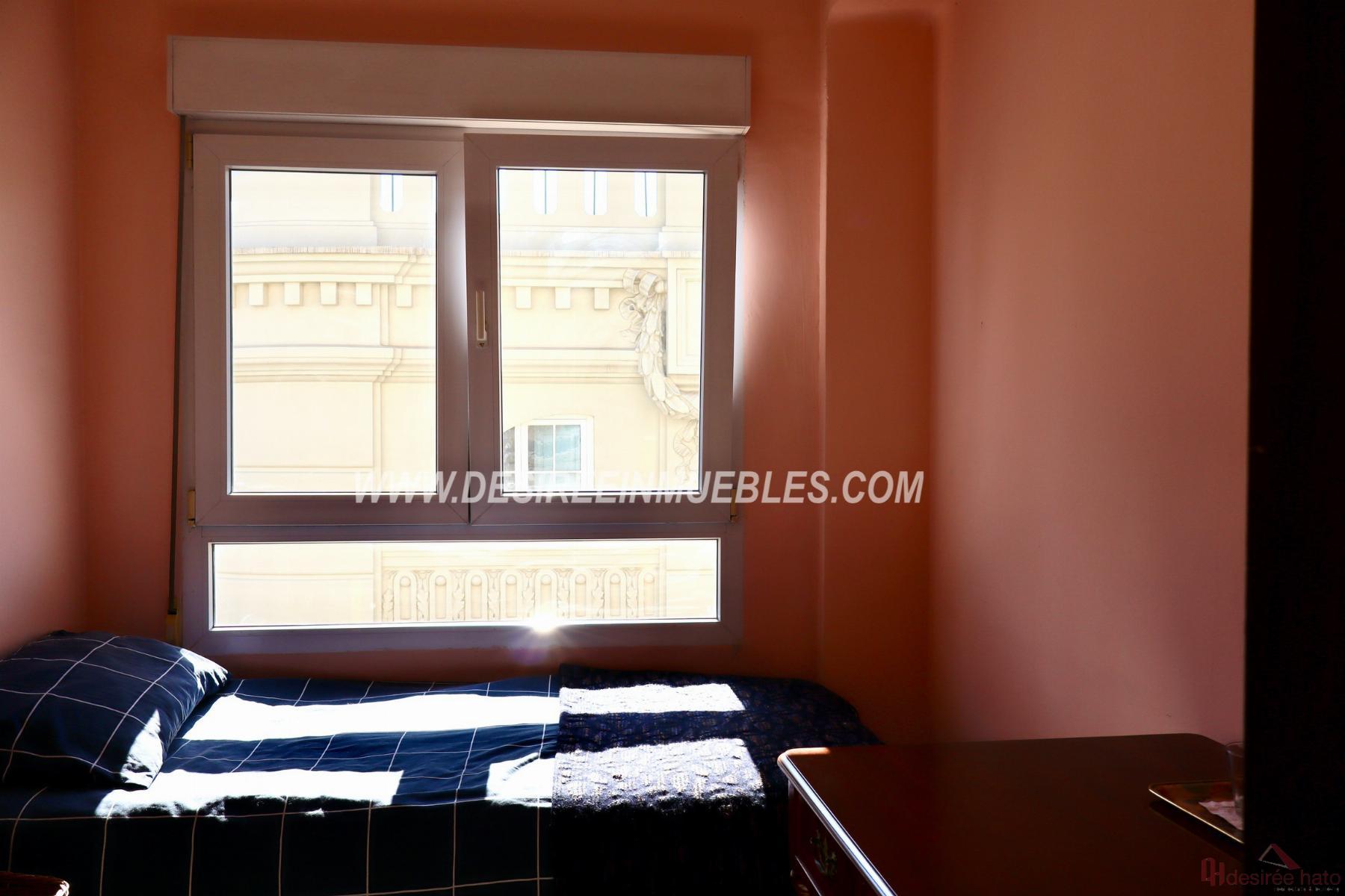 For sale of flat in Valencia