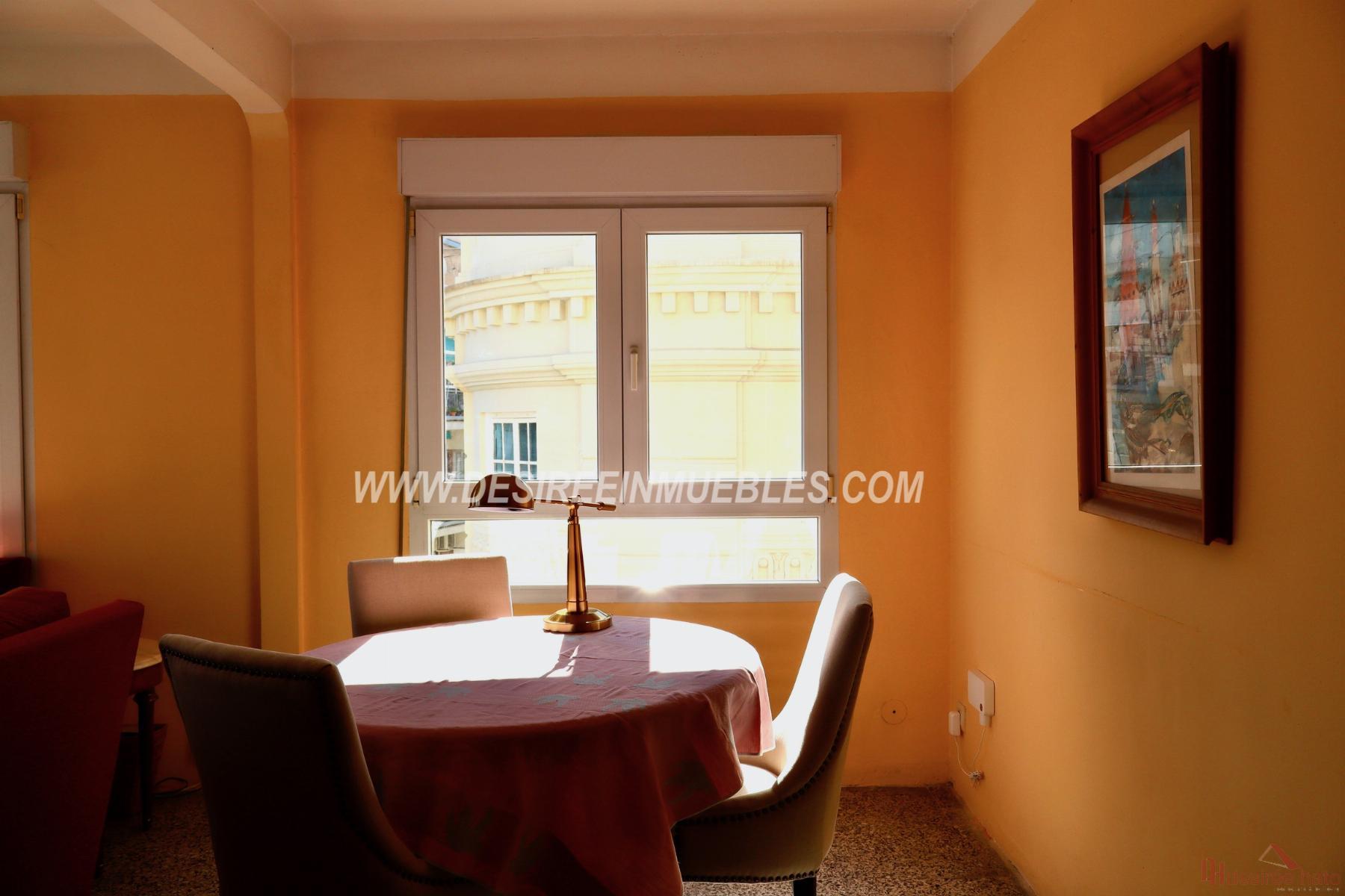 For sale of flat in Valencia