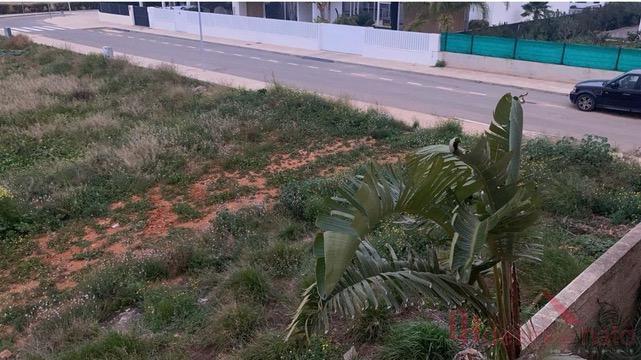 For sale of land in Albal