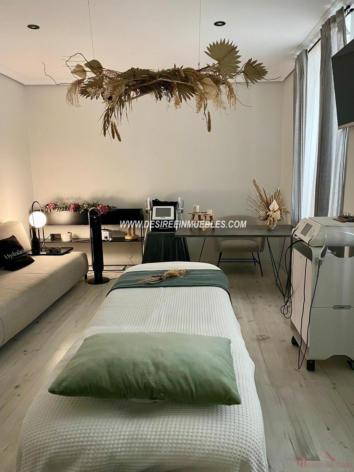 For rent of office in Valencia