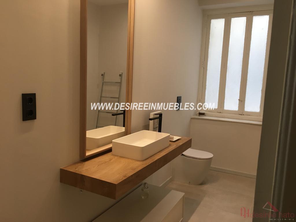 For rent of office in Valencia