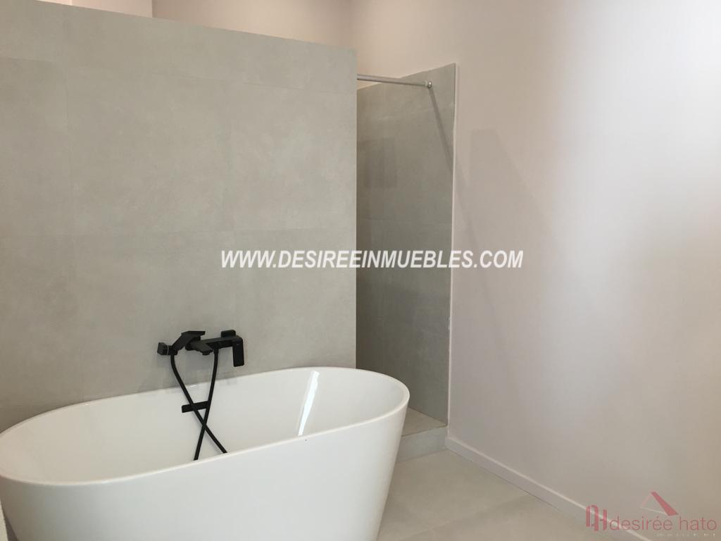 For rent of office in Valencia