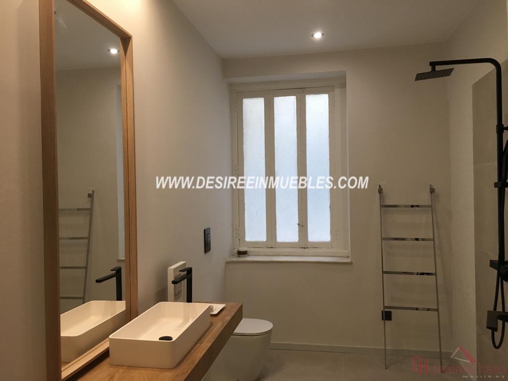 For rent of office in Valencia