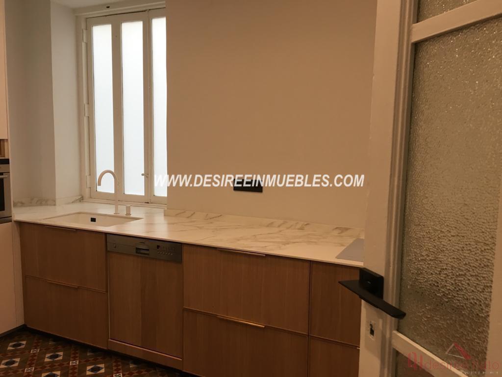 For rent of office in Valencia