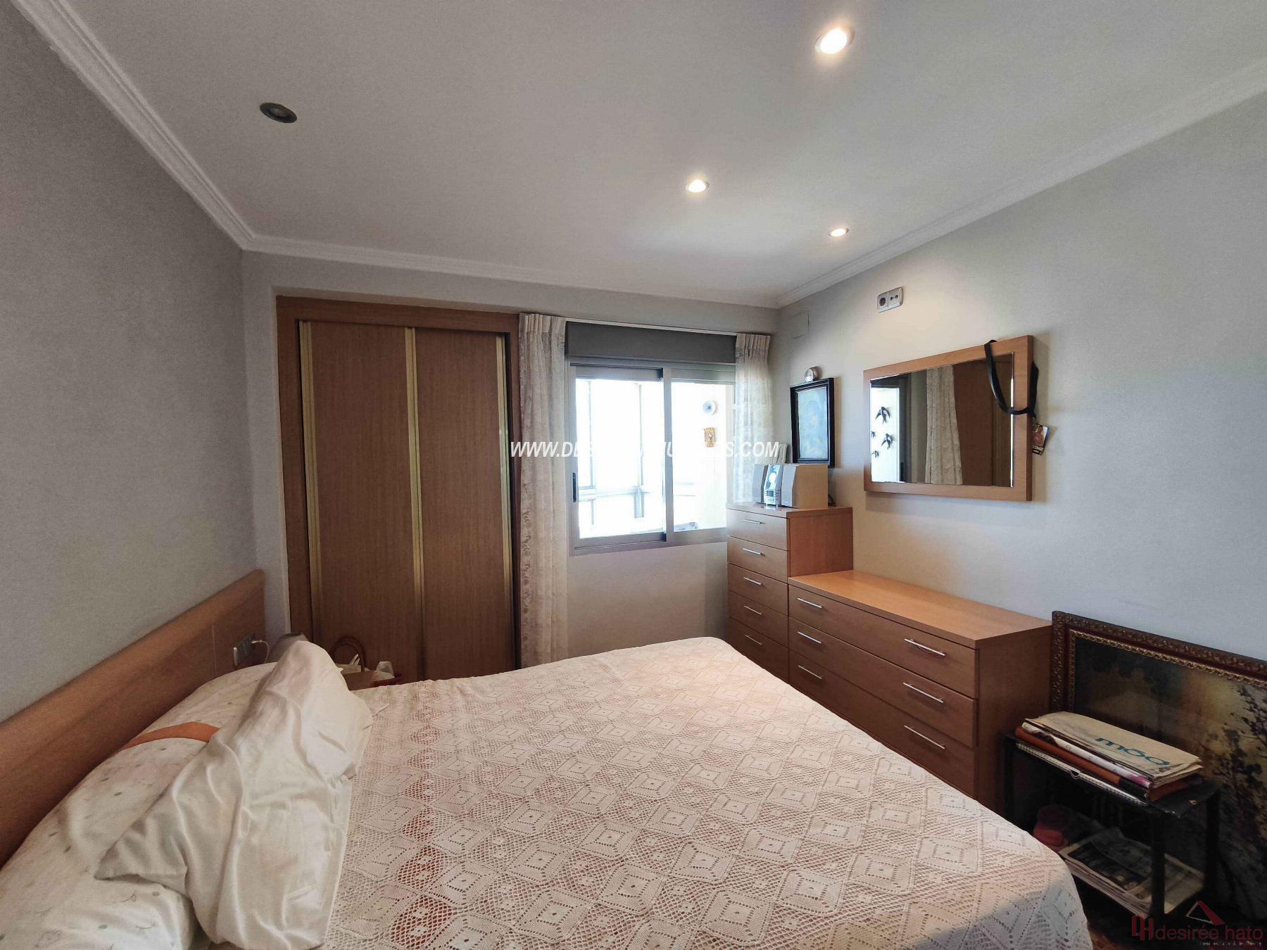 For sale of flat in Valencia