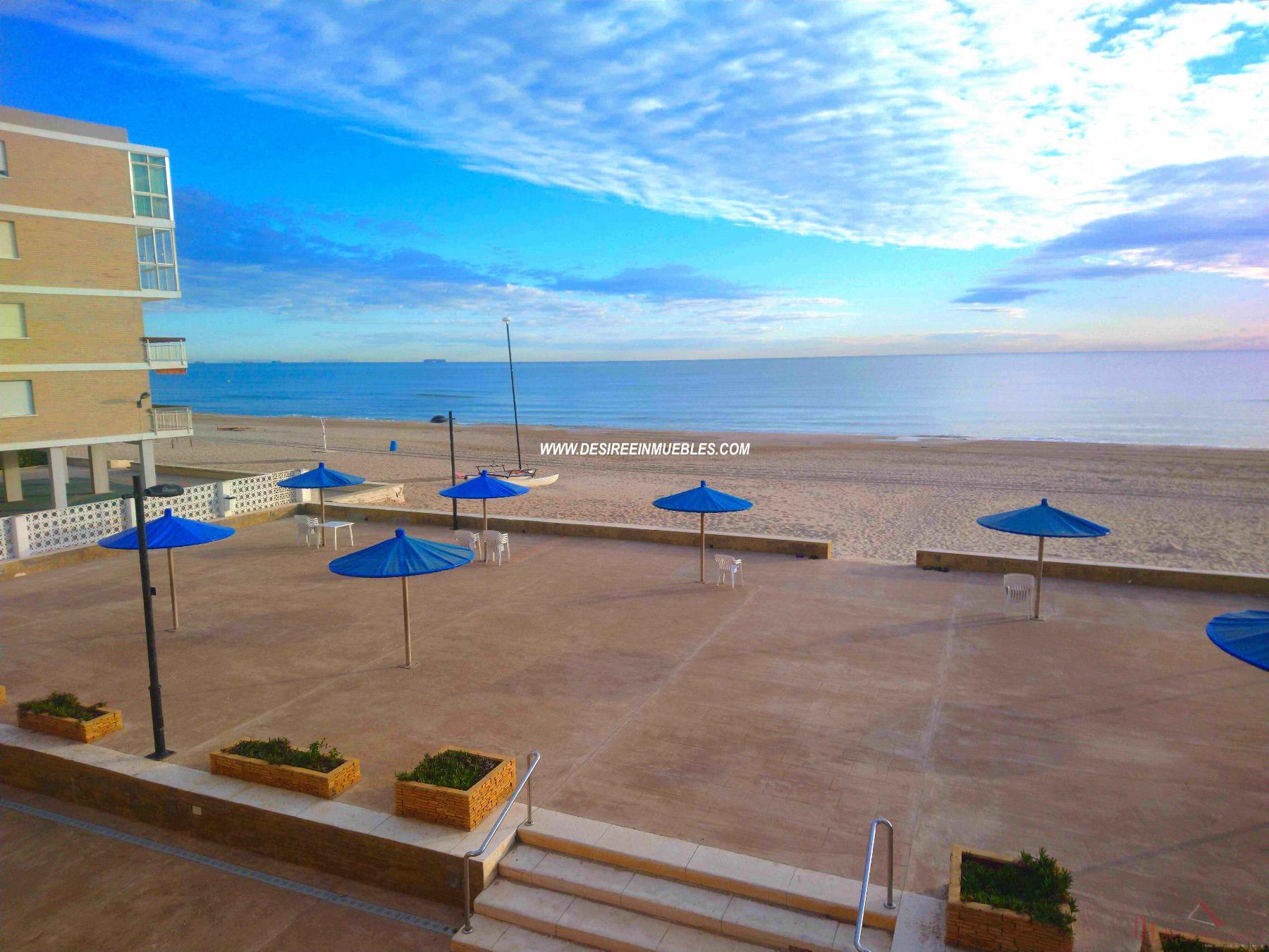 For sale of flat in Valencia