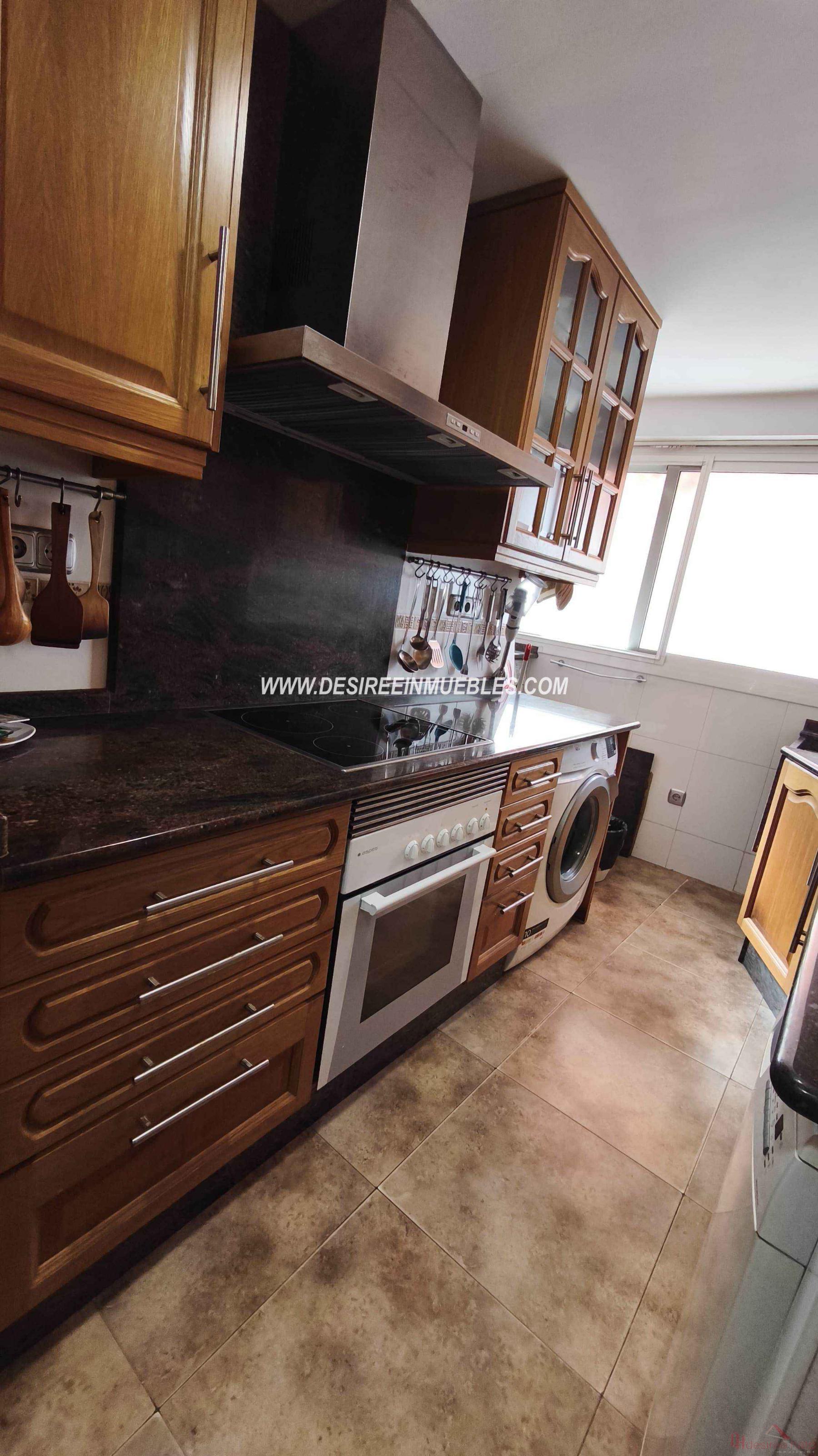 For sale of flat in Valencia