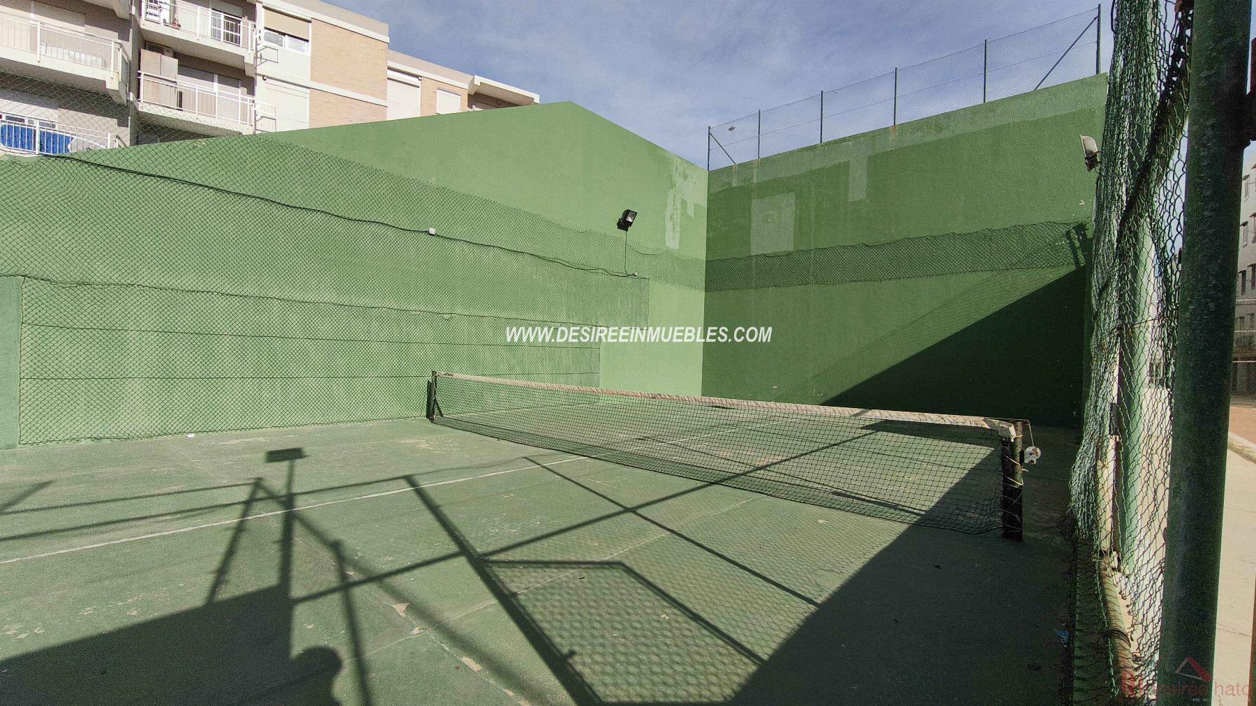 For sale of flat in Valencia