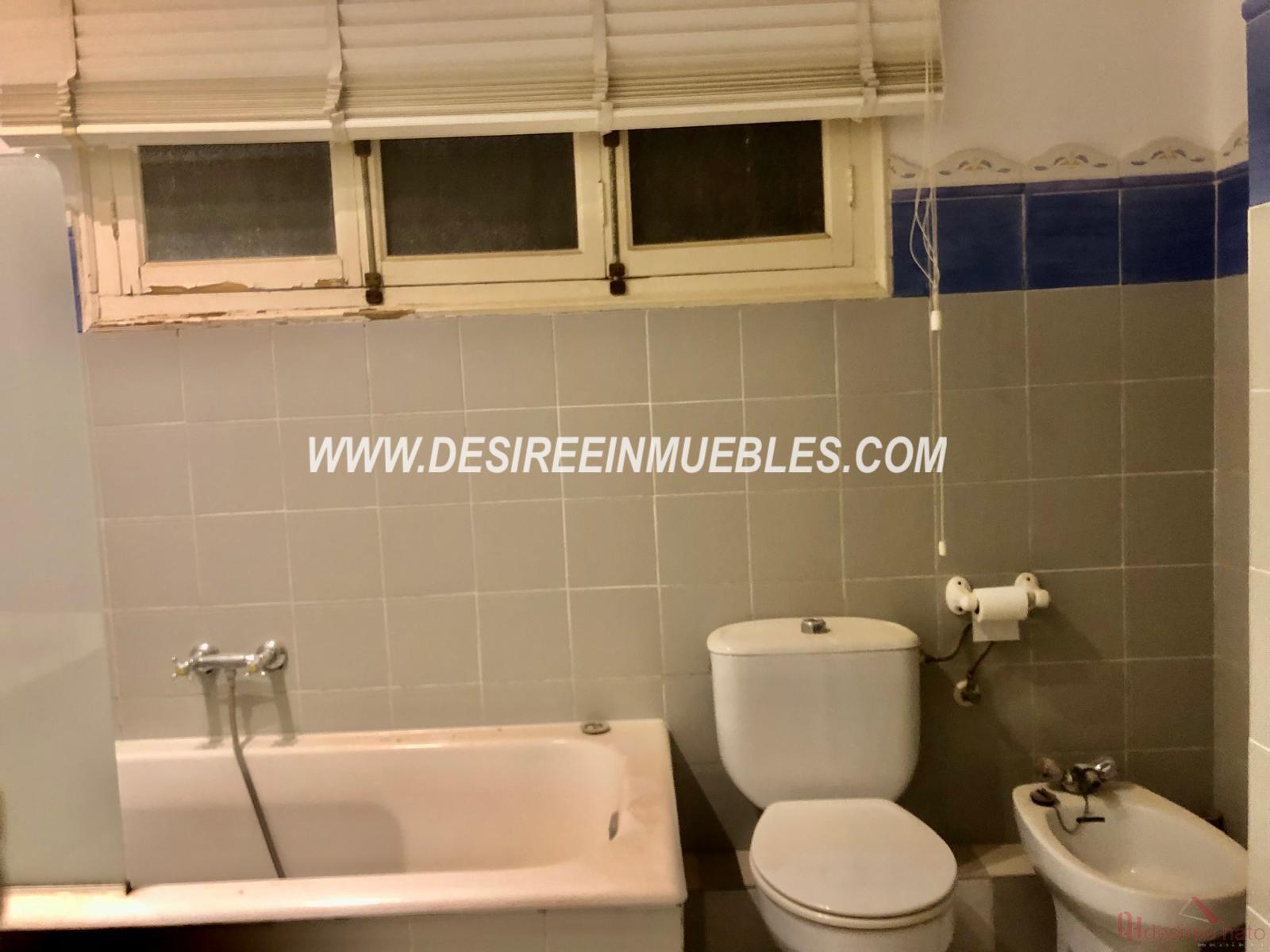 For sale of flat in Valencia