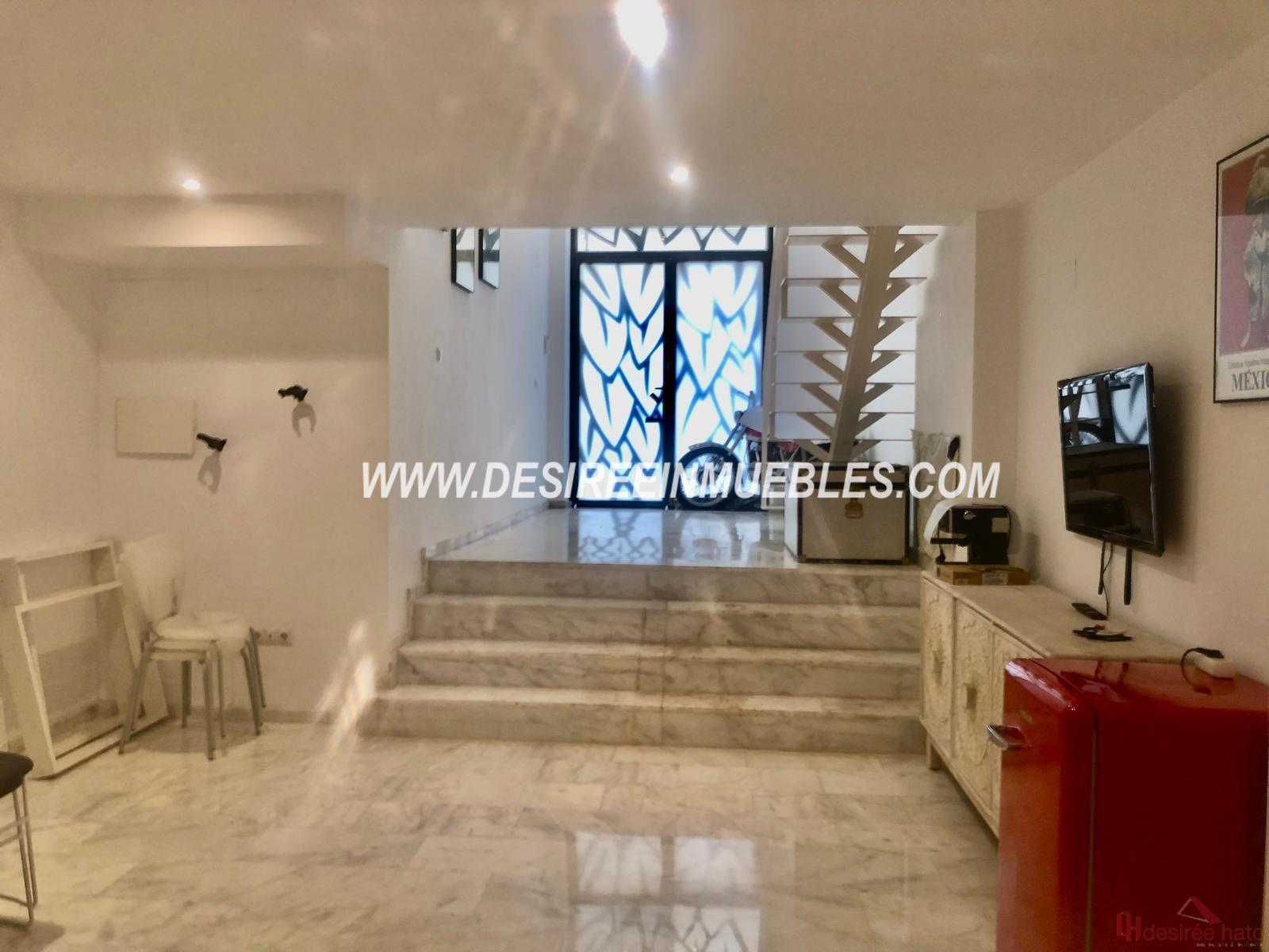 تأجير من محلي في Valencia