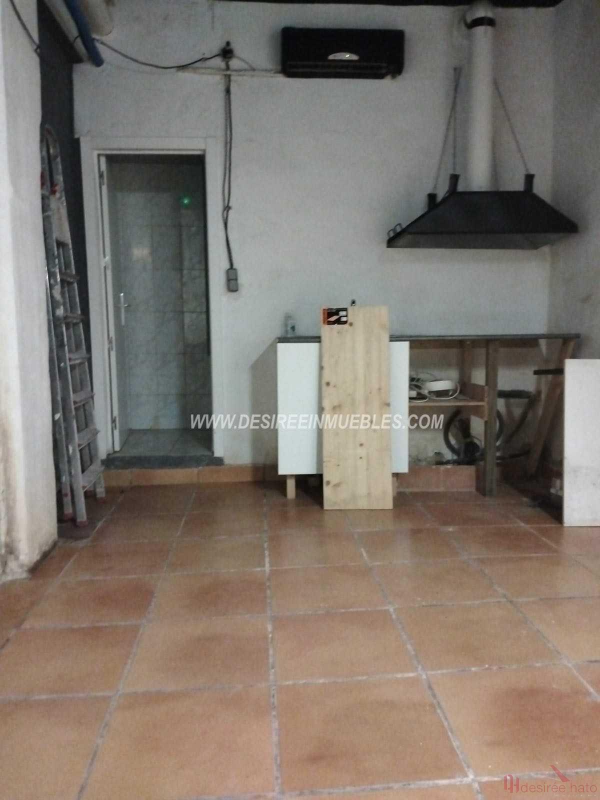 For sale of premises in Valencia