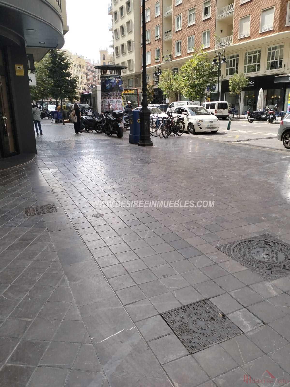 For sale of premises in Valencia