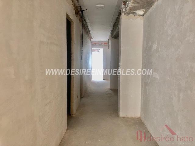 For sale of flat in Valencia