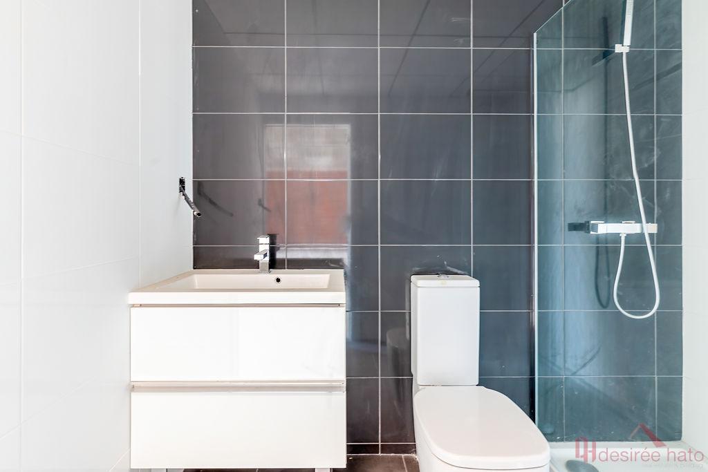 Venta de local en Manises