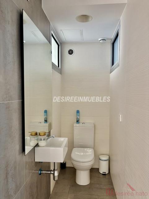 For rent of office in Valencia