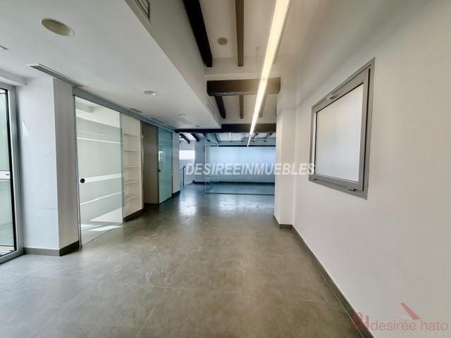 For rent of office in Valencia