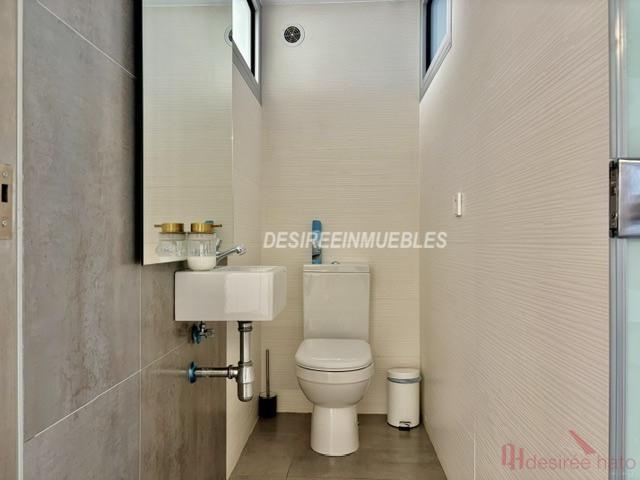 For rent of office in Valencia