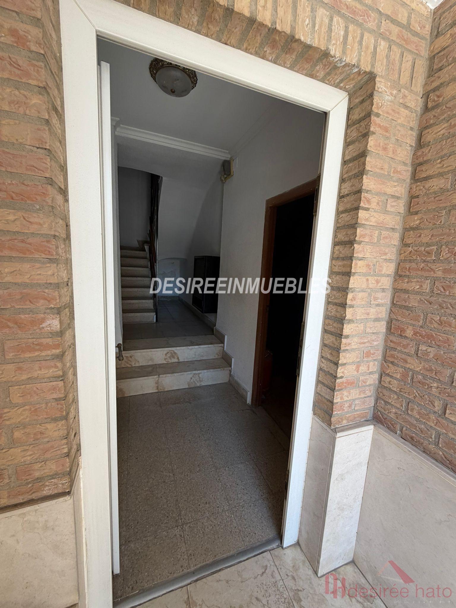Venta de edificio en Manises