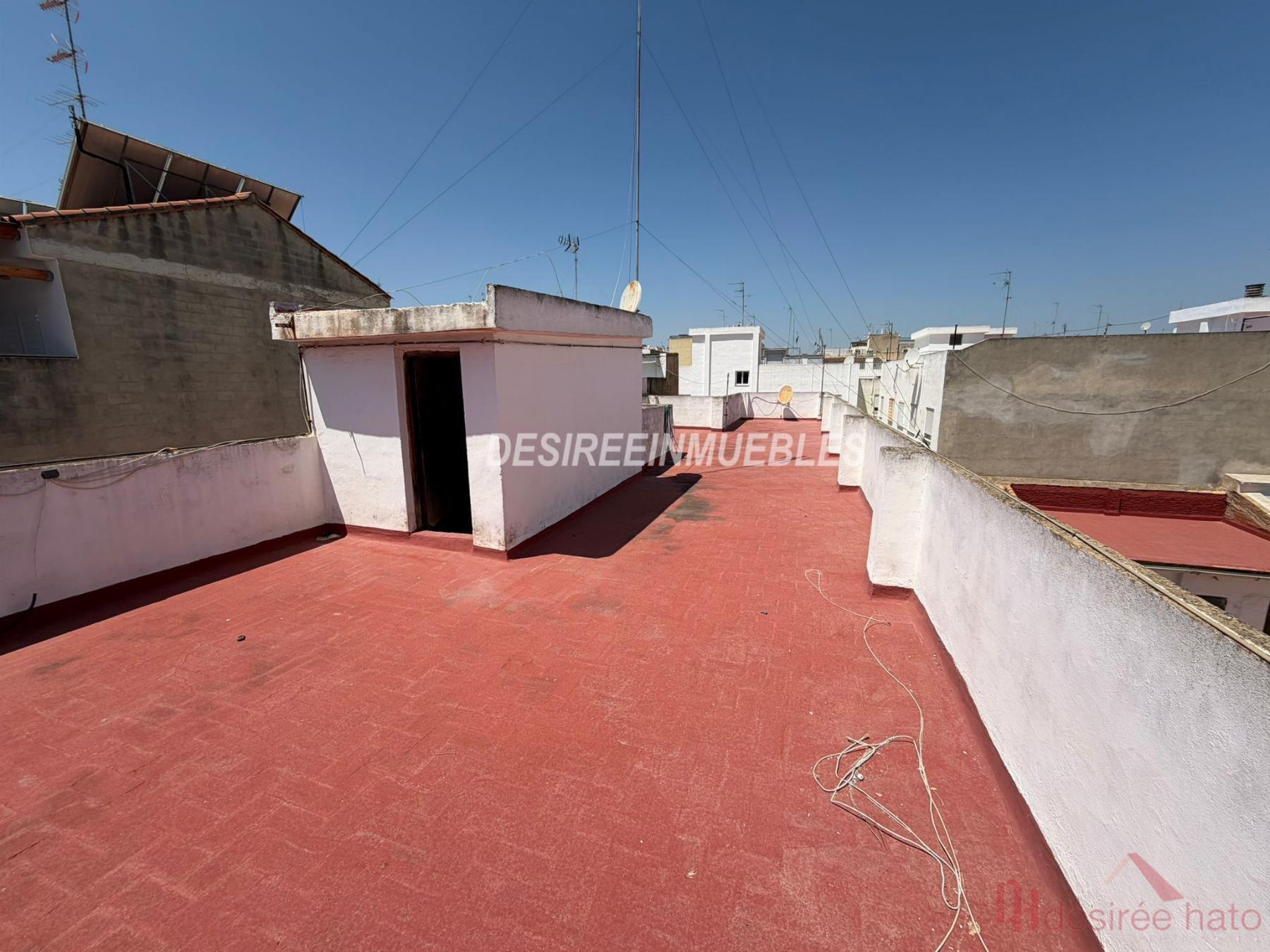 Venta de edificio en Manises