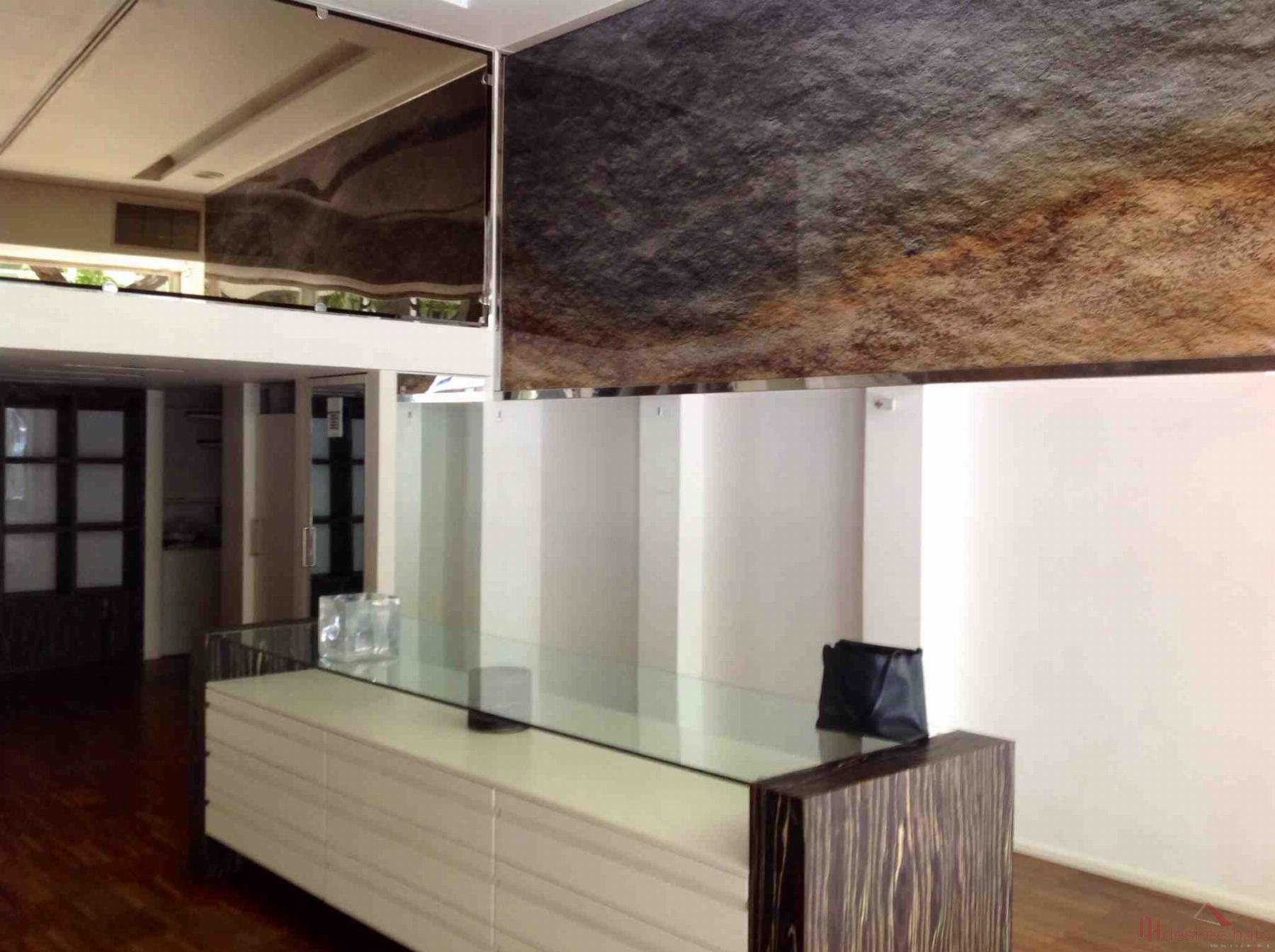For rent of commercial in Valencia