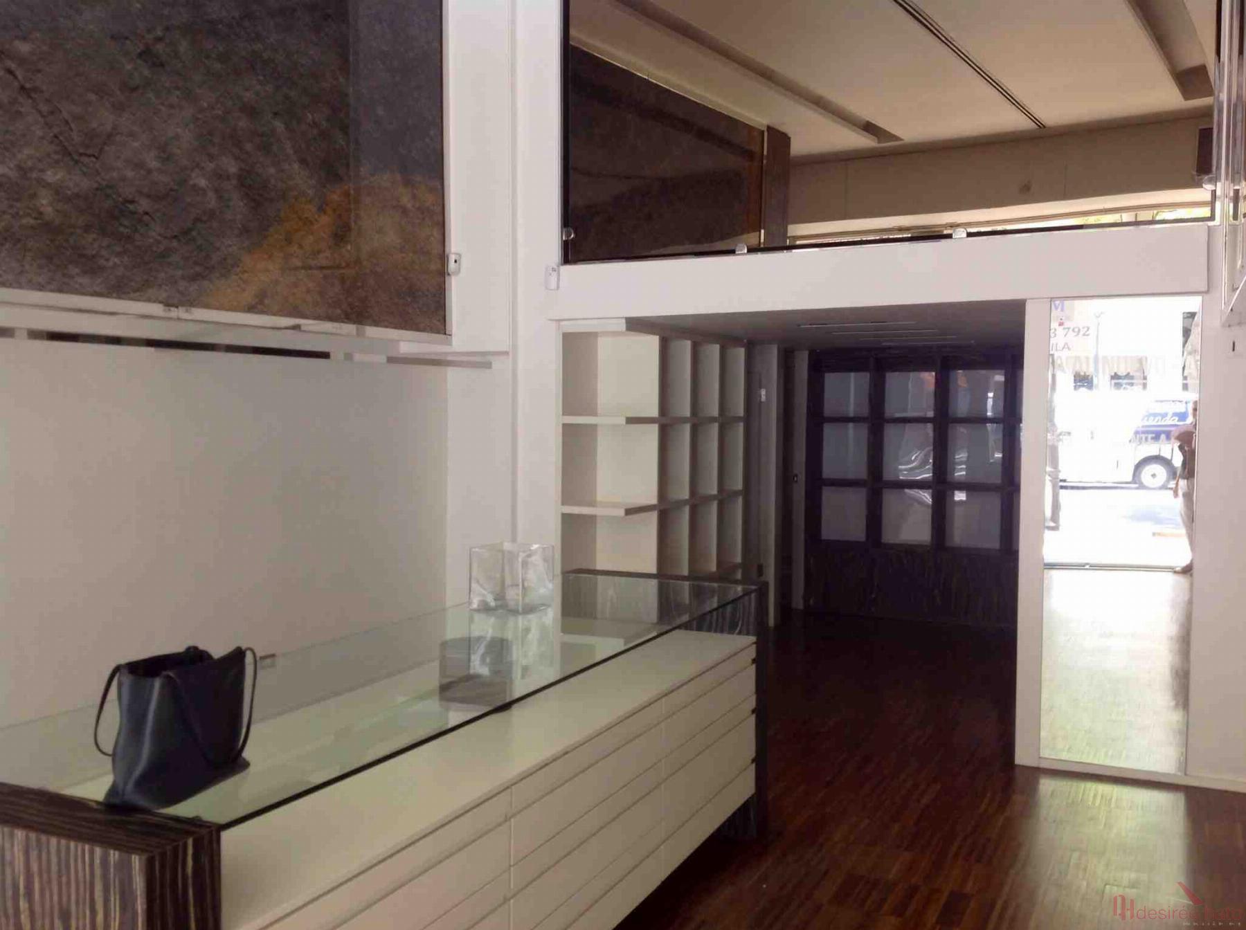 For rent of commercial in Valencia