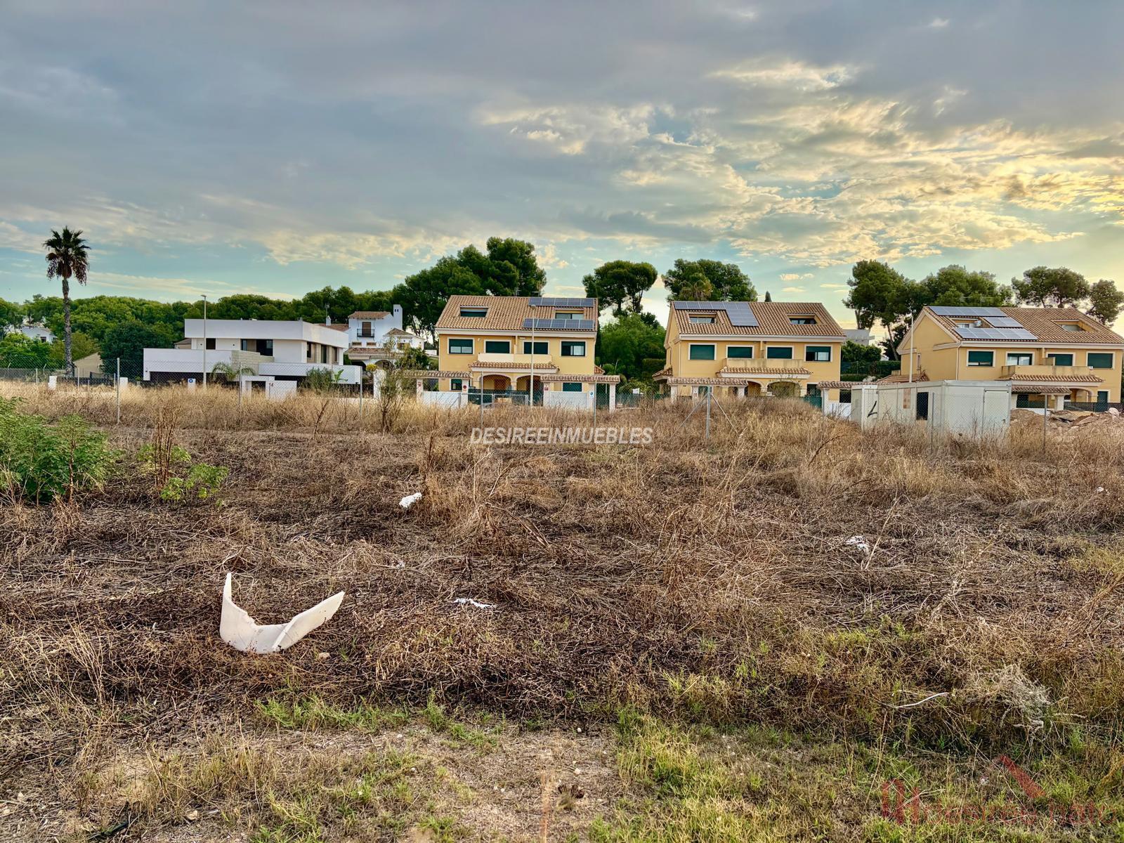 Venta de terreno en Rocafort