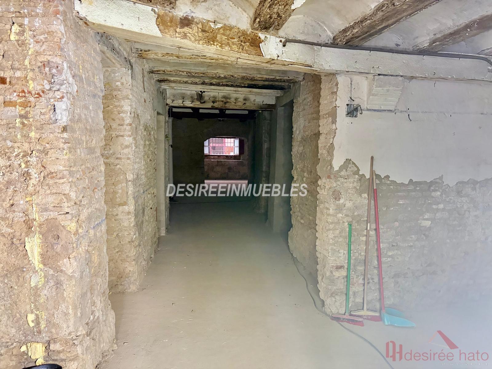 Venta de local en Valencia