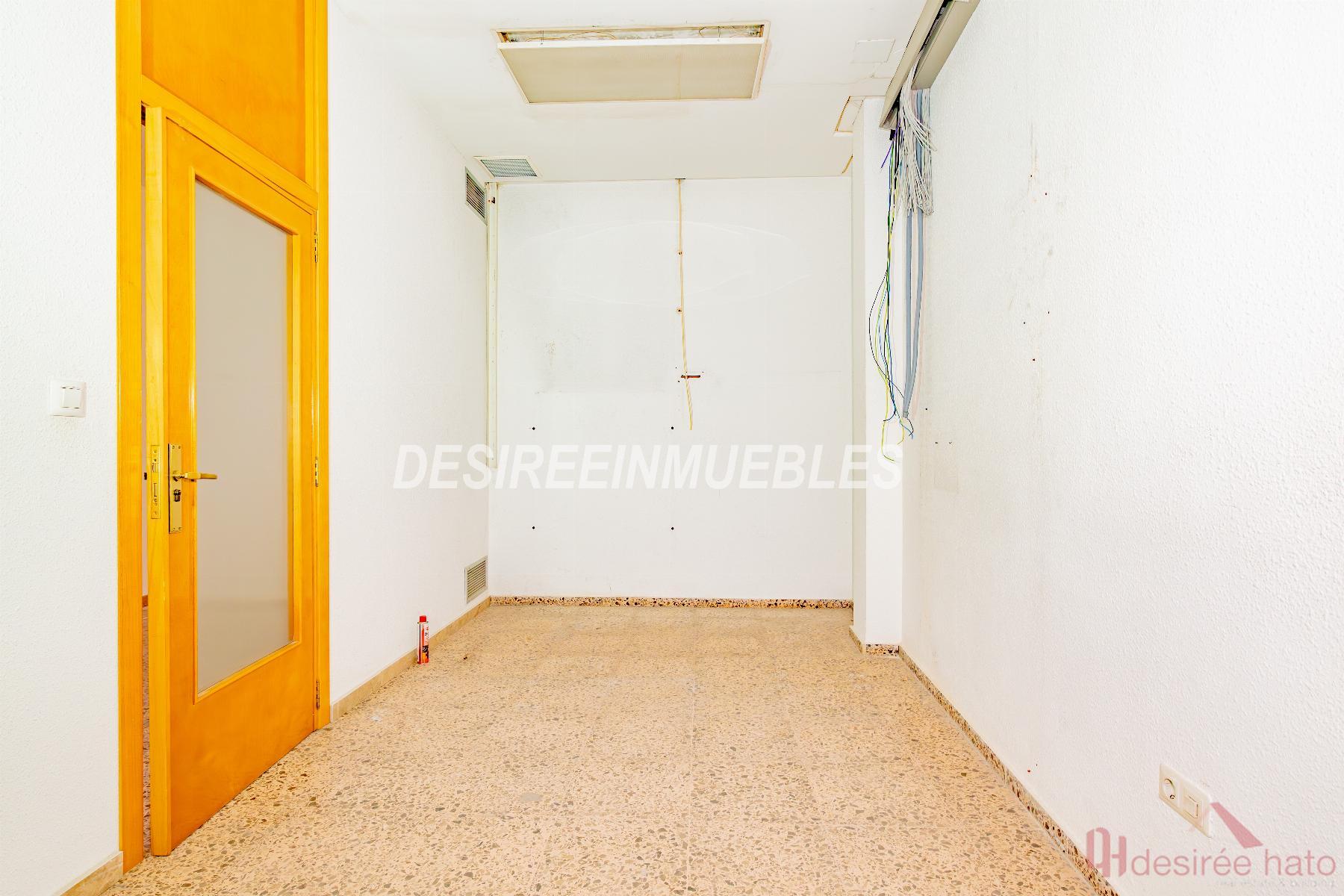 Venta de local en Moncada